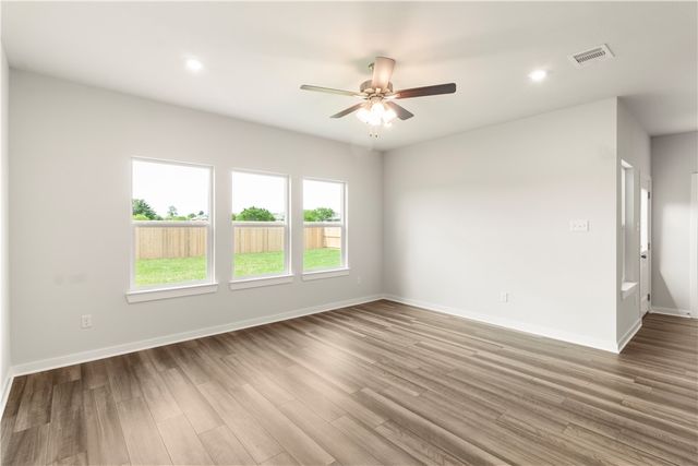 5520 Harriet Street, Bryan, TX 77807