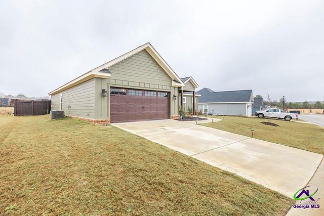 203 Saraland Trail, Perry, GA 31069