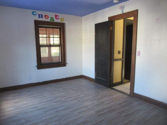 739 Lindbergh Avenue, Peekskill, NY 10566