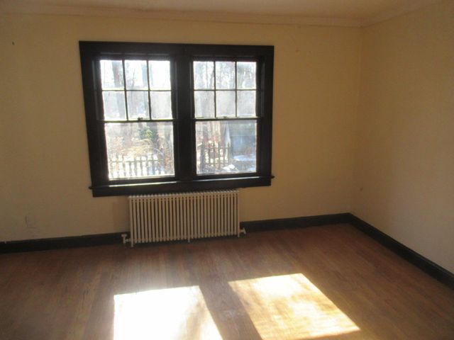 739 Lindbergh Avenue, Peekskill, NY 10566