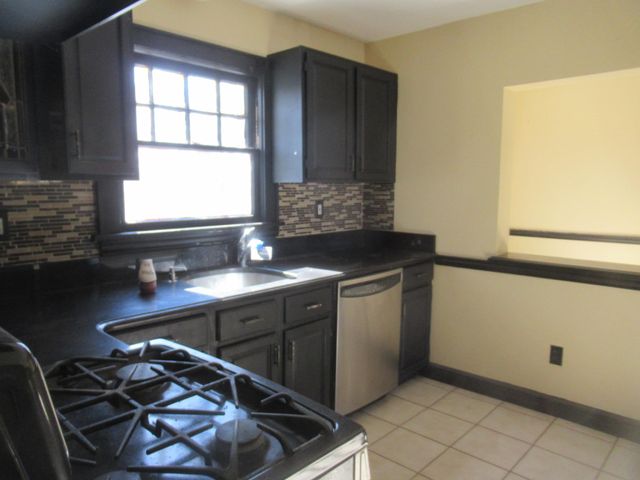739 Lindbergh Avenue, Peekskill, NY 10566
