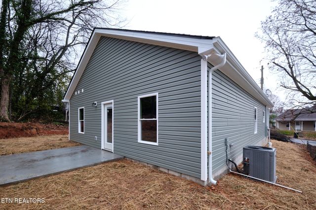 1509 Lawson Ave, Knoxville, TN 37917