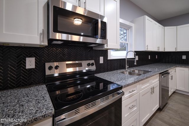 1509 Lawson Ave, Knoxville, TN 37917