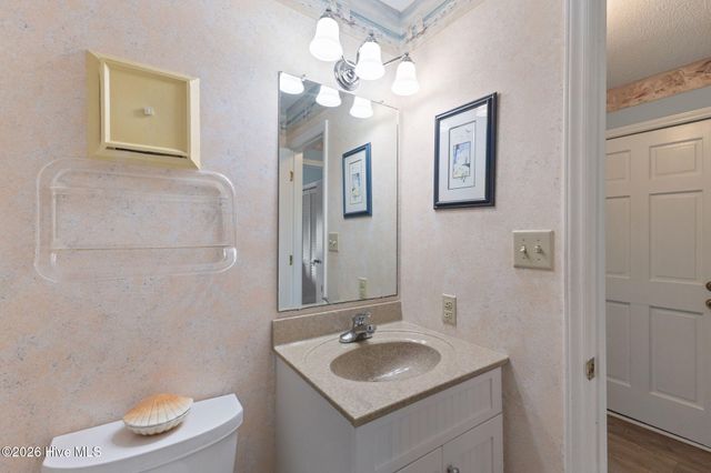 9201 Coast Guard Road I-207, Emerald Isle, NC 28594