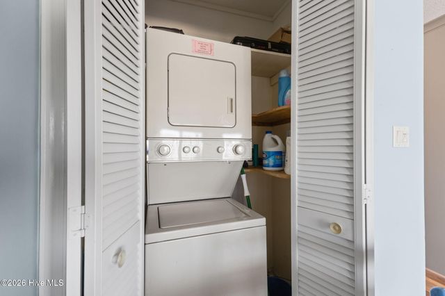 9201 Coast Guard Road I-207, Emerald Isle, NC 28594