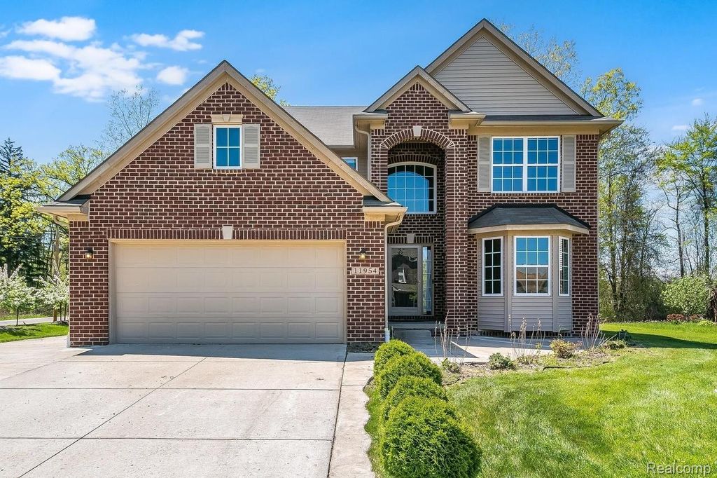 11954 Golfcrest Drive, Taylor, MI 48180
