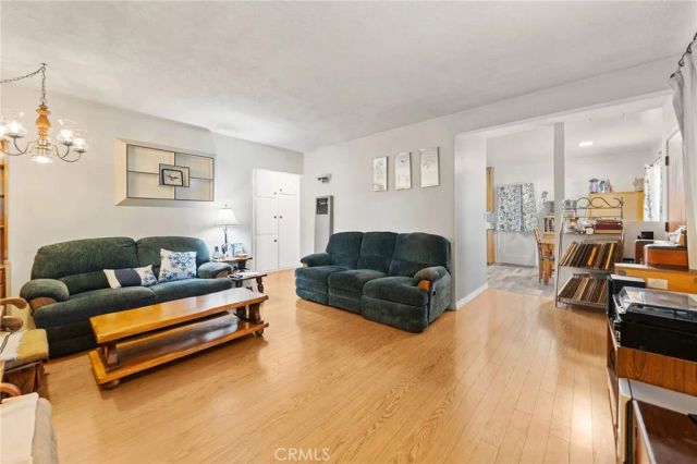 526 E Olive Avenue, Monrovia, CA 91016