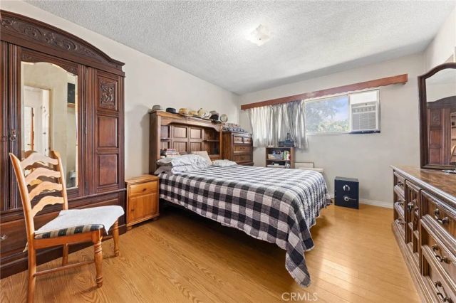 526 E Olive Avenue, Monrovia, CA 91016