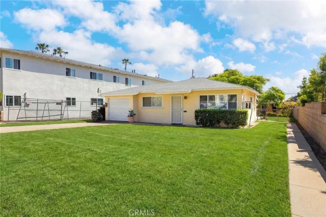 526 E Olive Avenue, Monrovia, CA 91016