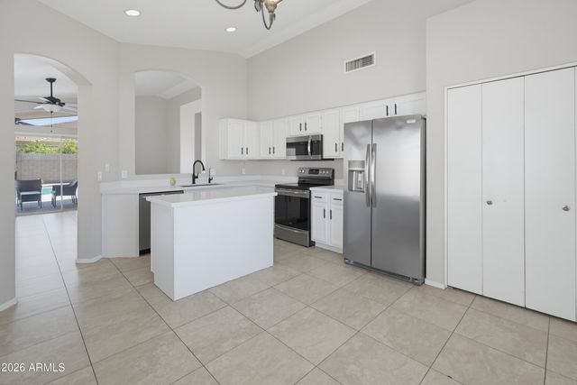 1253 S Colonial Drive, Gilbert, AZ 85296