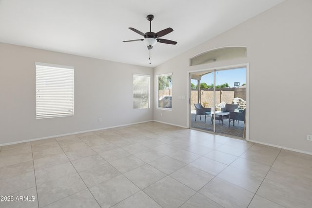1253 S Colonial Drive, Gilbert, AZ 85296