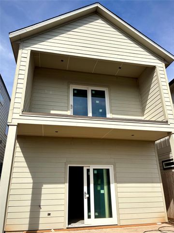 414 E 34th Street, Houston, TX 77018