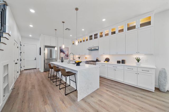 414 E 34th Street, Houston, TX 77018