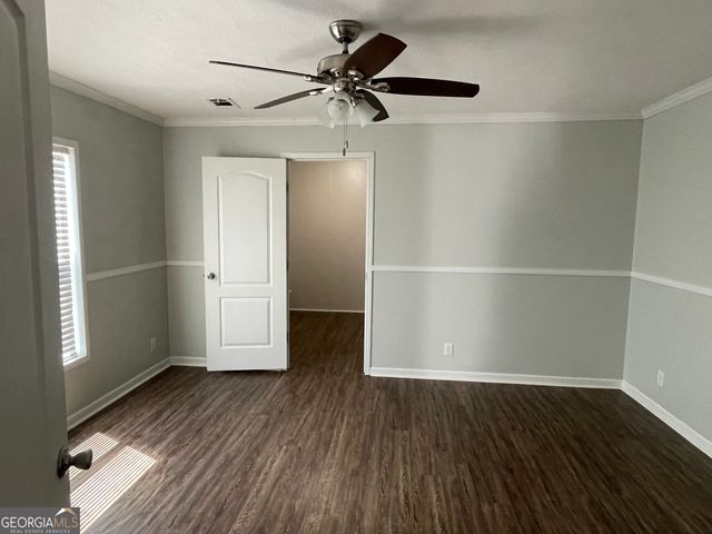 1153 Midway Church Road, Baxley, GA 31513