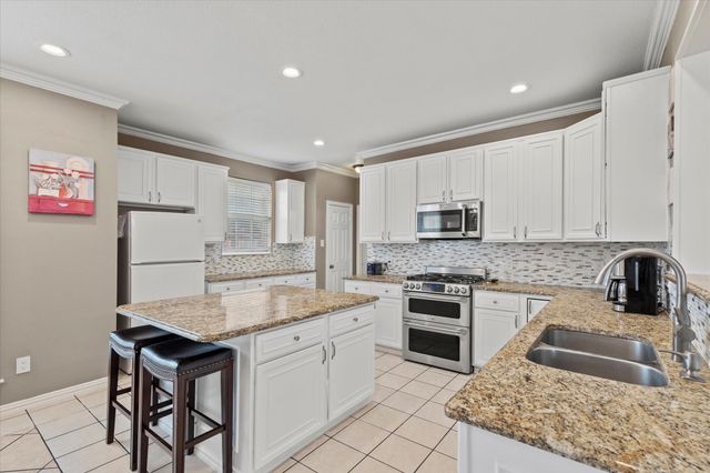 8101 Freeman Drive, Rowlett, TX 75089