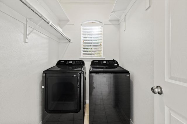 8101 Freeman Drive, Rowlett, TX 75089