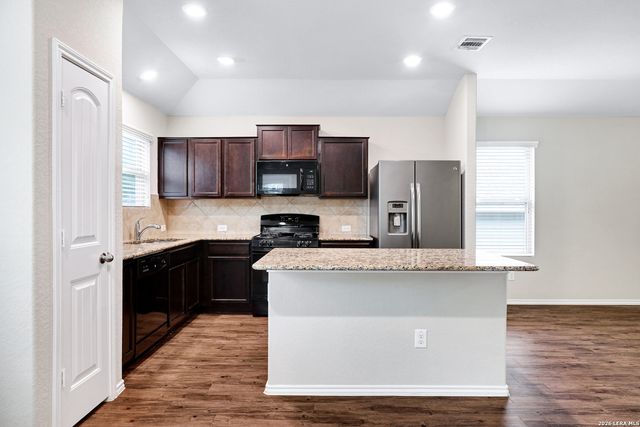 1922 Marbach Woods, San Antonio, TX 78245