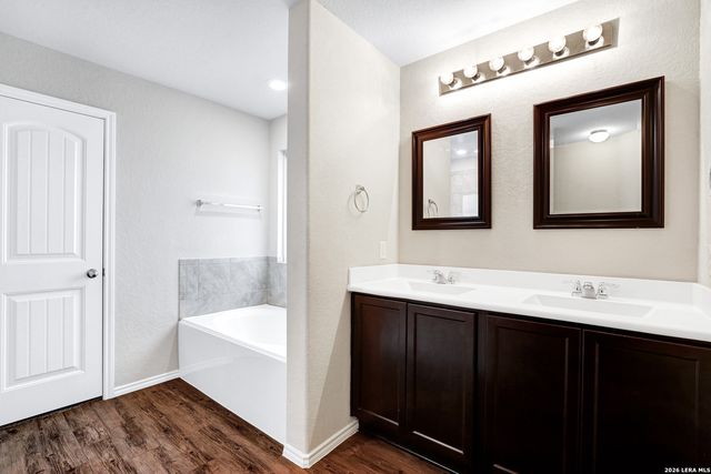 1922 Marbach Woods, San Antonio, TX 78245