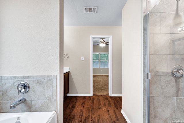1922 Marbach Woods, San Antonio, TX 78245