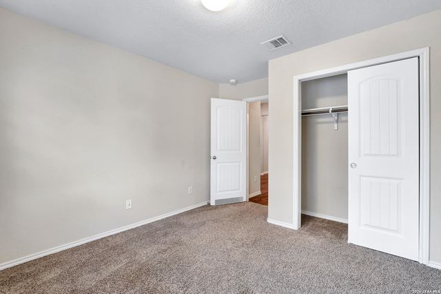 1922 Marbach Woods, San Antonio, TX 78245