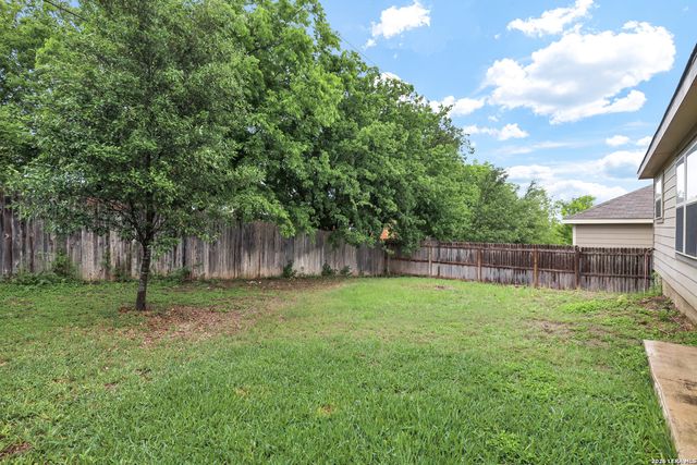 1922 Marbach Woods, San Antonio, TX 78245