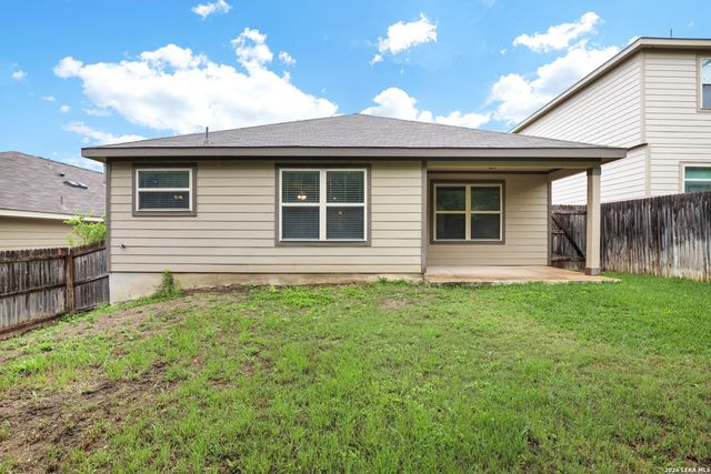 1922 Marbach Woods, San Antonio, TX 78245