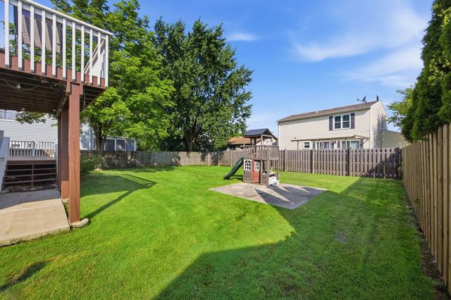 38 Blue Ridge Drive, Glendale Heights, IL 60139