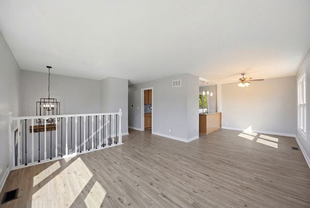 38 Blue Ridge Drive, Glendale Heights, IL 60139