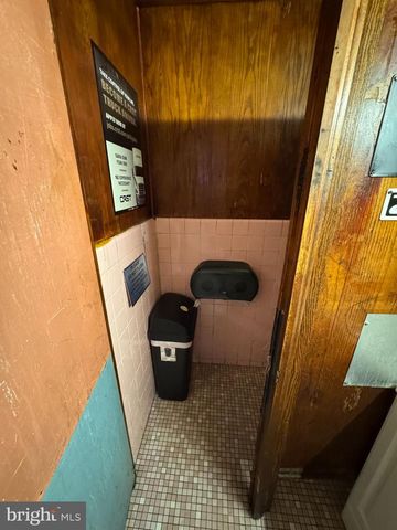 5007 FRANKFORD AVE, Philadelphia, PA 19124