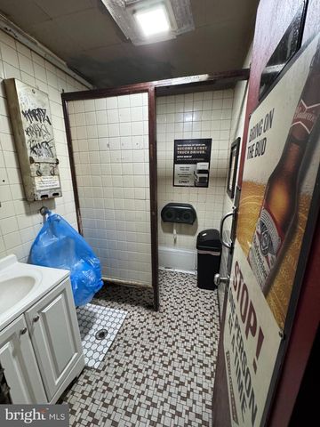 5007 FRANKFORD AVE, Philadelphia, PA 19124