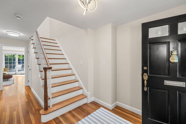 1015 Massachusetts Ave 1015, Lexington, MA 02420