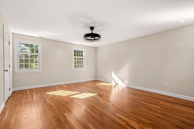 1015 Massachusetts Ave 1015, Lexington, MA 02420