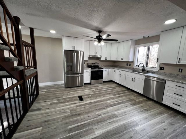 3605 County Road 6760, West Plains, MO 65775