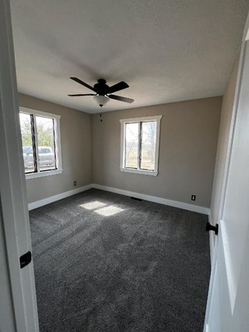 3605 County Road 6760, West Plains, MO 65775