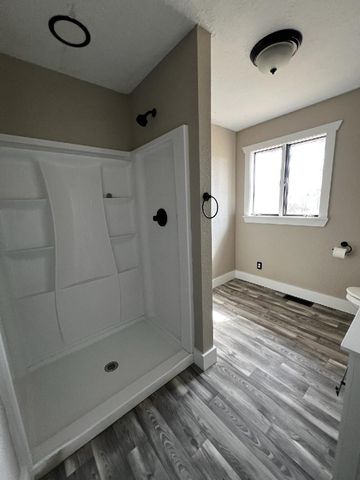 3605 County Road 6760, West Plains, MO 65775