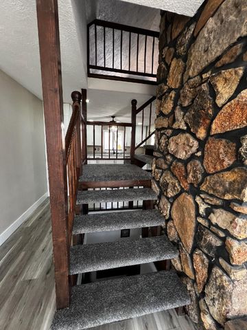 3605 County Road 6760, West Plains, MO 65775