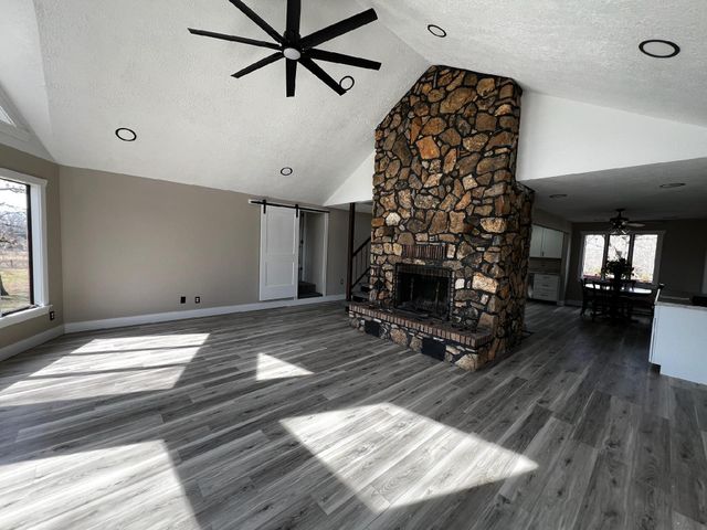 3605 County Road 6760, West Plains, MO 65775