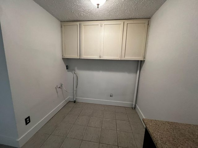 3605 County Road 6760, West Plains, MO 65775