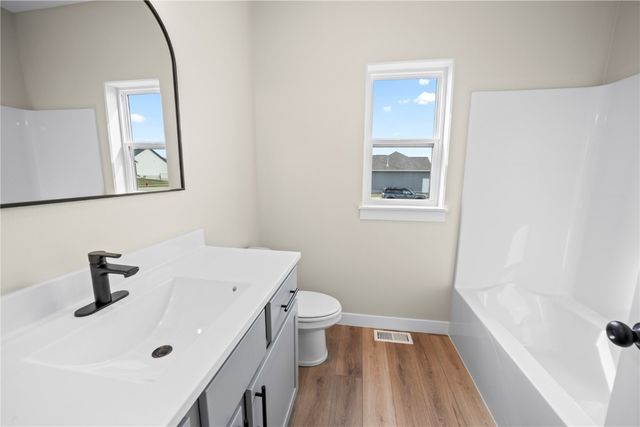 603 Heartland Street, Fairfax, IA 52228