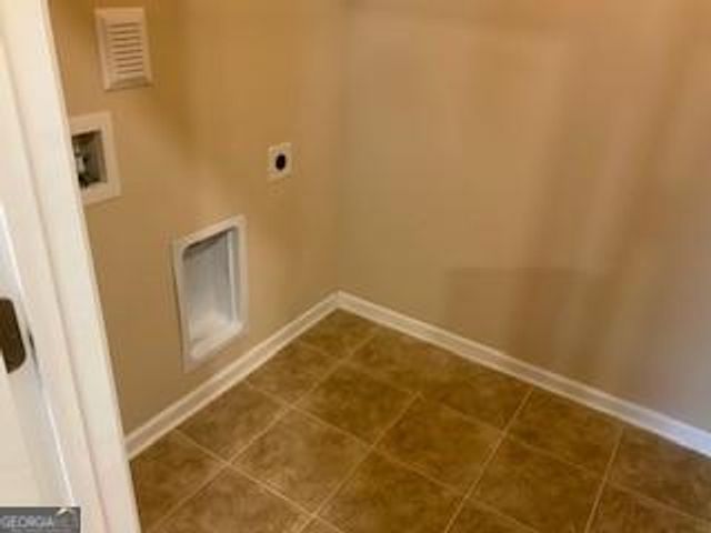 1335 Hampton Oaks Drive, Alpharetta, GA 30004