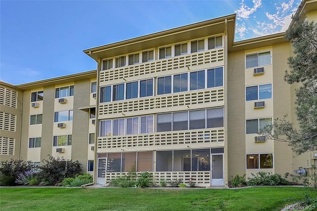 635 S Alton Way 6A, Denver, CO 80247