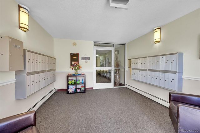 635 S Alton Way 6A, Denver, CO 80247