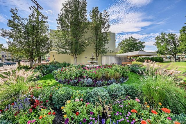 635 S Alton Way 6A, Denver, CO 80247