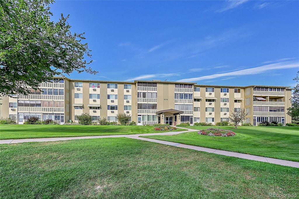 635 S Alton Way 6A, Denver, CO 80247