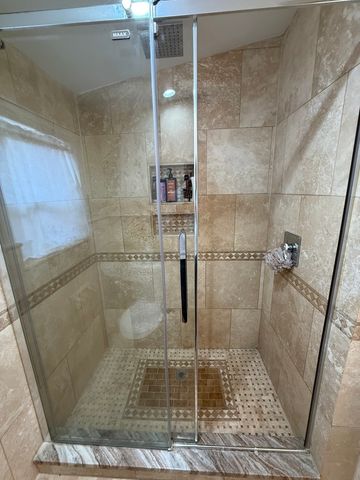 2133 W 71st Street W, Chicago, IL 60636