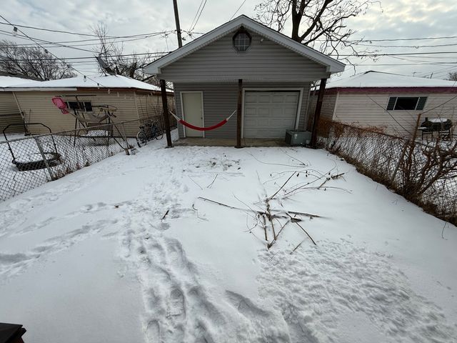 2133 W 71st Street W, Chicago, IL 60636