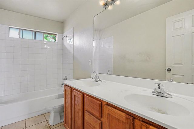 21876 Homesteaders Place, Edmond, OK 73012