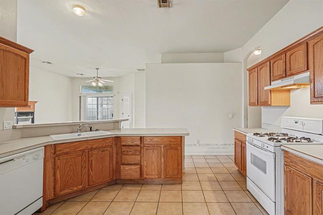 21876 Homesteaders Place, Edmond, OK 73012
