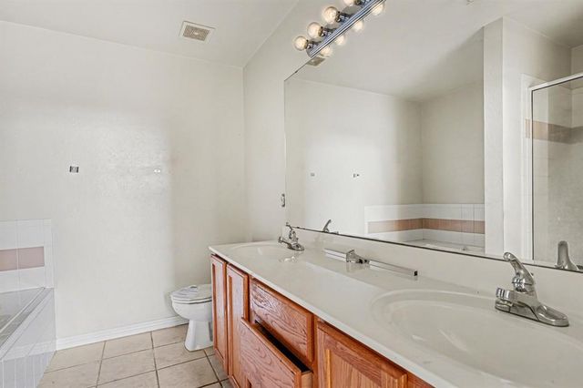 21876 Homesteaders Place, Edmond, OK 73012