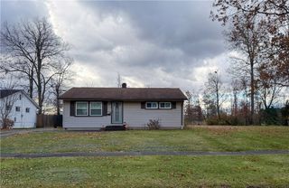 2001 Parkwood Drive NW, Warren, OH 44485